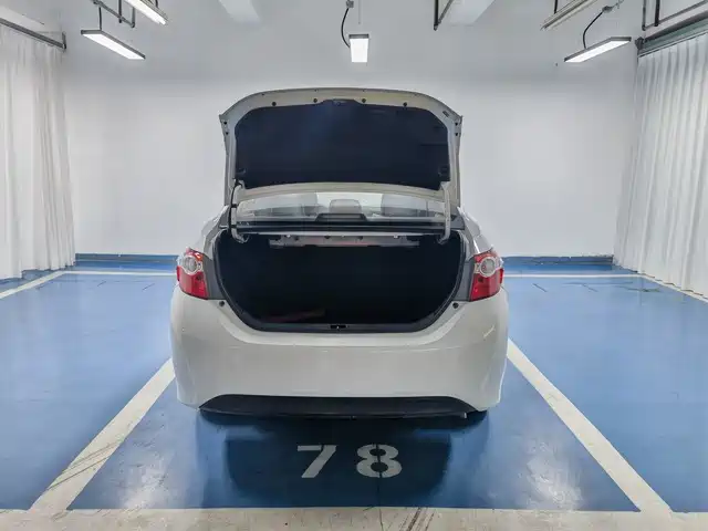 Toyota Levin 2015 — фото 13