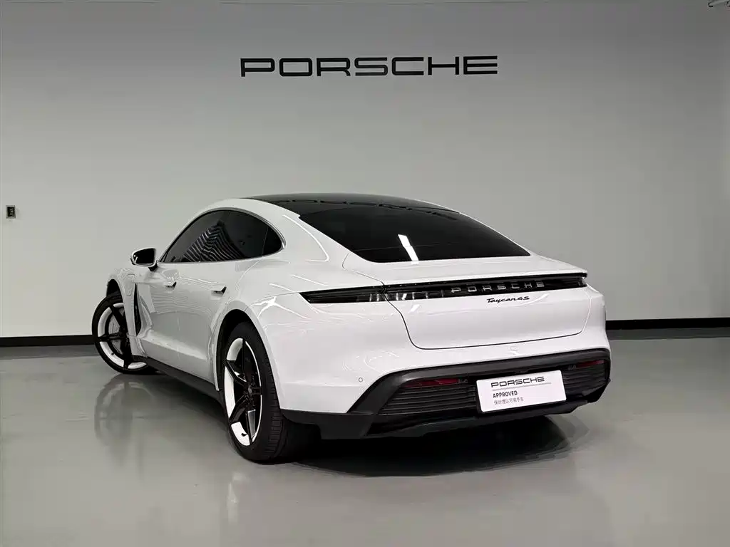 Porsche Taycan 2021 — фото 4