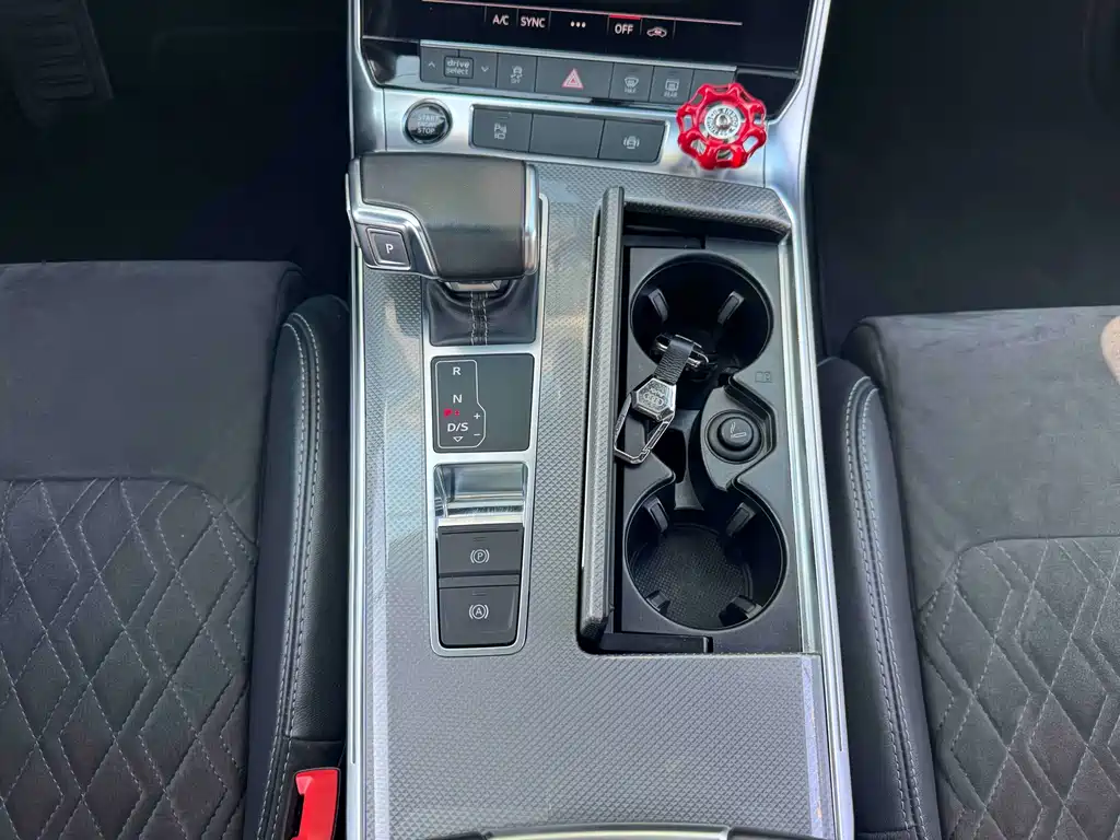Audi A6L 2022 — фото 19