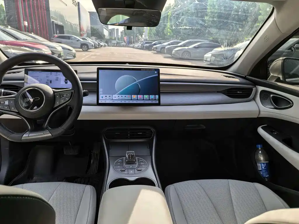 BYD Seal 05 DM-i 2025 — фото 7