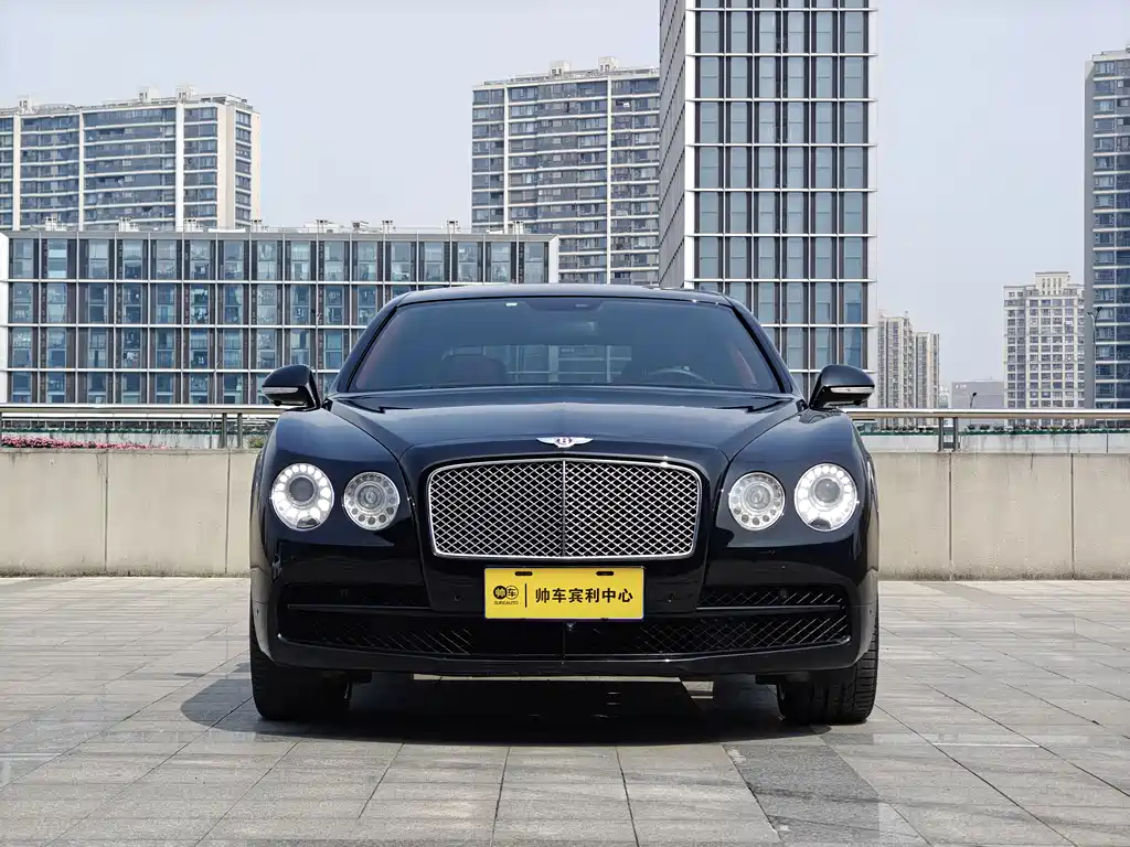Bentley Flying Spur 2019 — фото 2