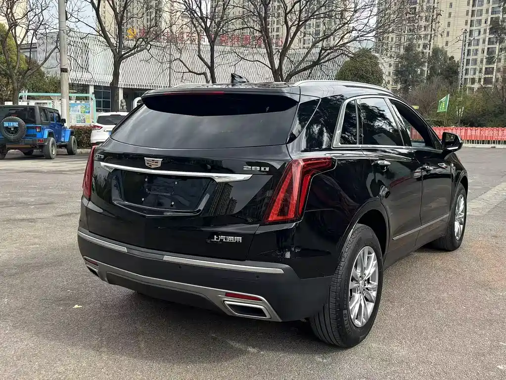 Cadillac XT5 2020 — фото 16