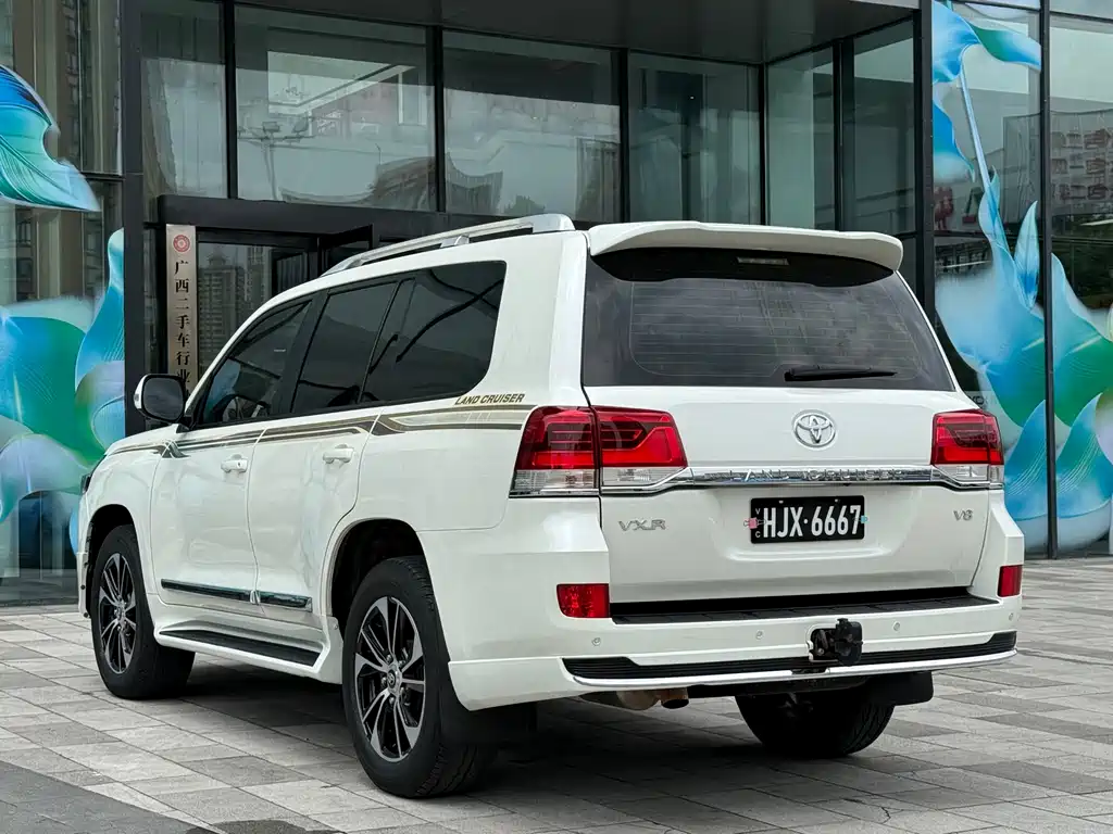 Toyota Land Cruiser 2018 — фото 7
