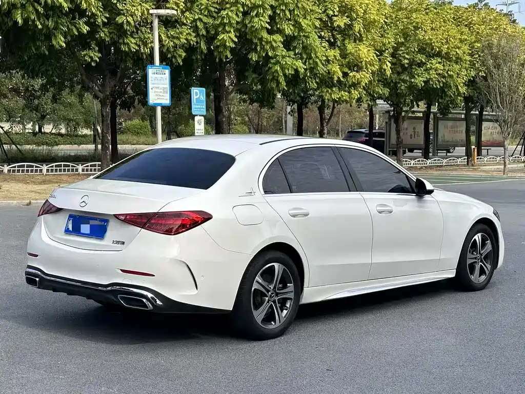 Mercedes-Benz C-Class 2022 — фото 7