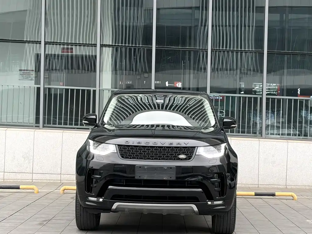 Land Rover Discovery 2019 — фото 3