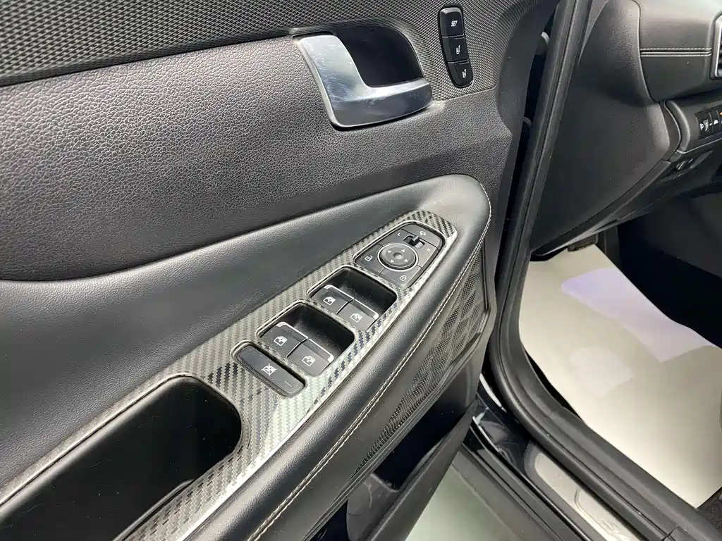 Hyundai Santa Fe 2023 — фото 29