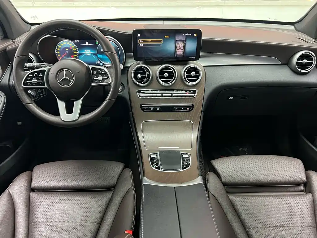 Mercedes-Benz GLC 2020 — фото 12