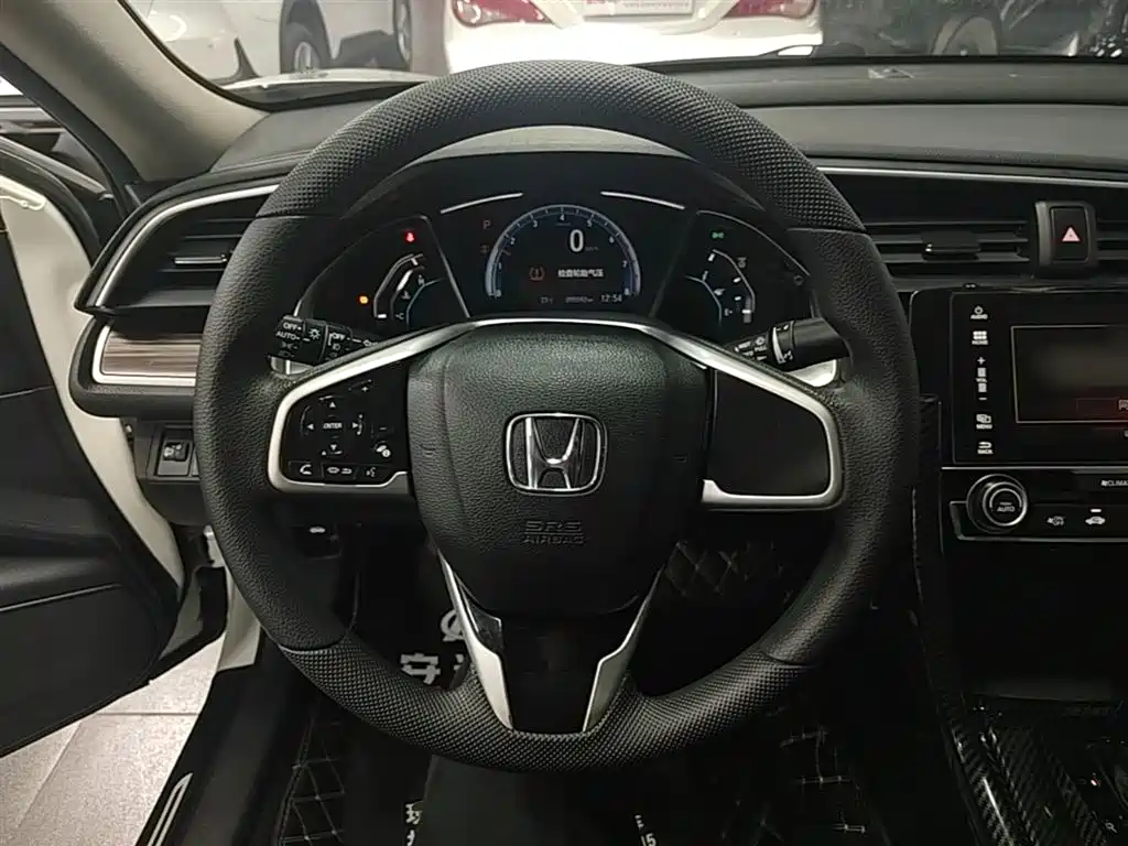 Honda Civic 2020 — фото 11