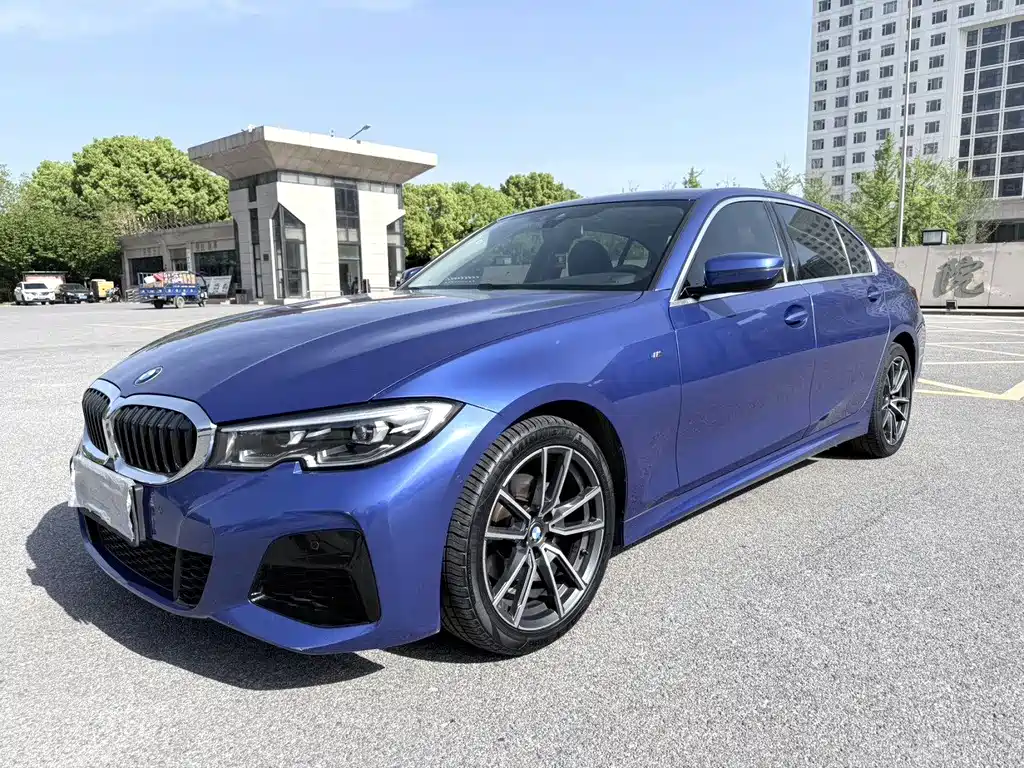 BMW 3 Series 2020 — фото 1