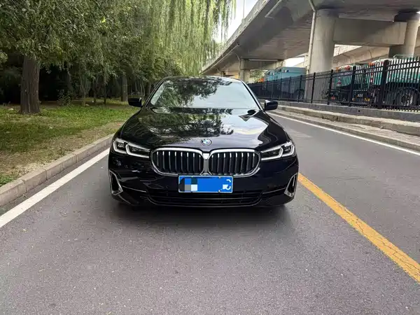 BMW 5 Series 2022