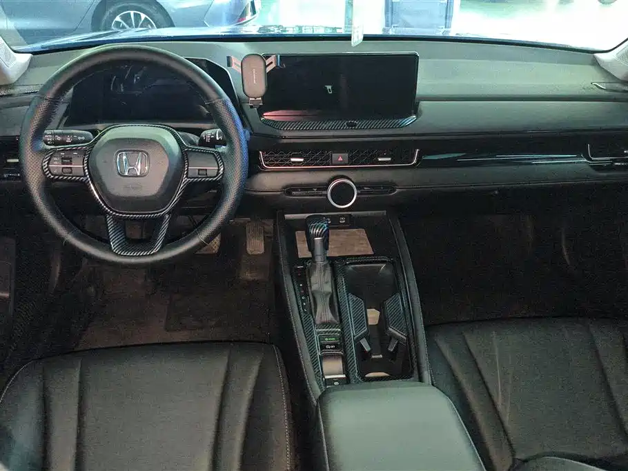 Honda Inspire 2024 — фото 12