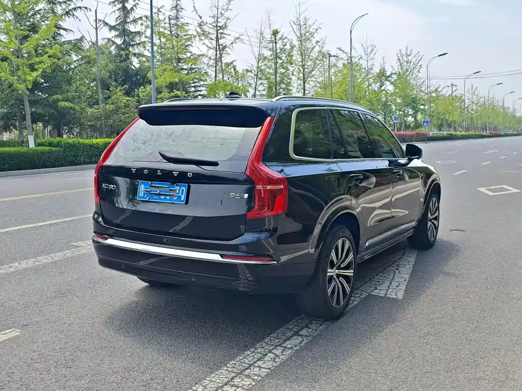 Volvo XC90 2024 — фото 3