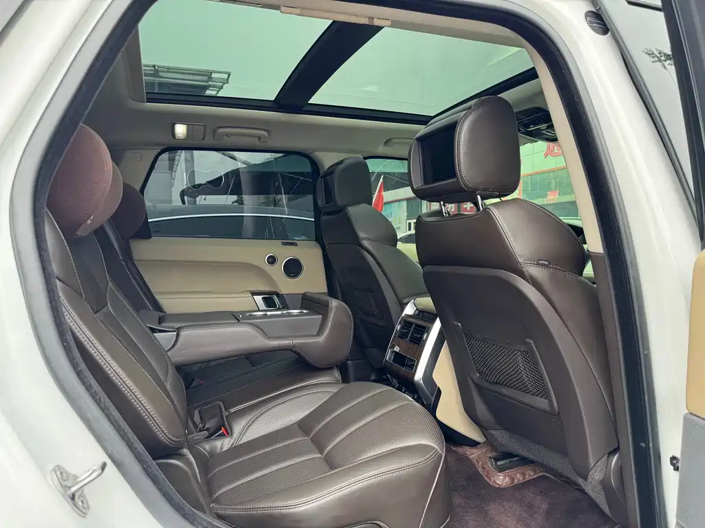 Land Rover Sport 2017 — фото 15