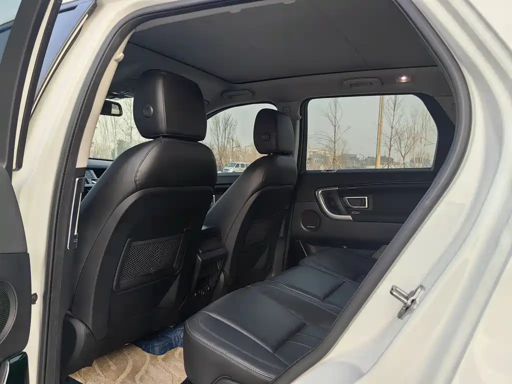 Land Rover Discovery Sport 2016 — фото 7