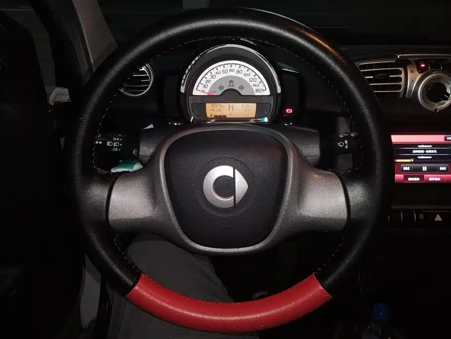 smart Fortwo 2014 — фото 15