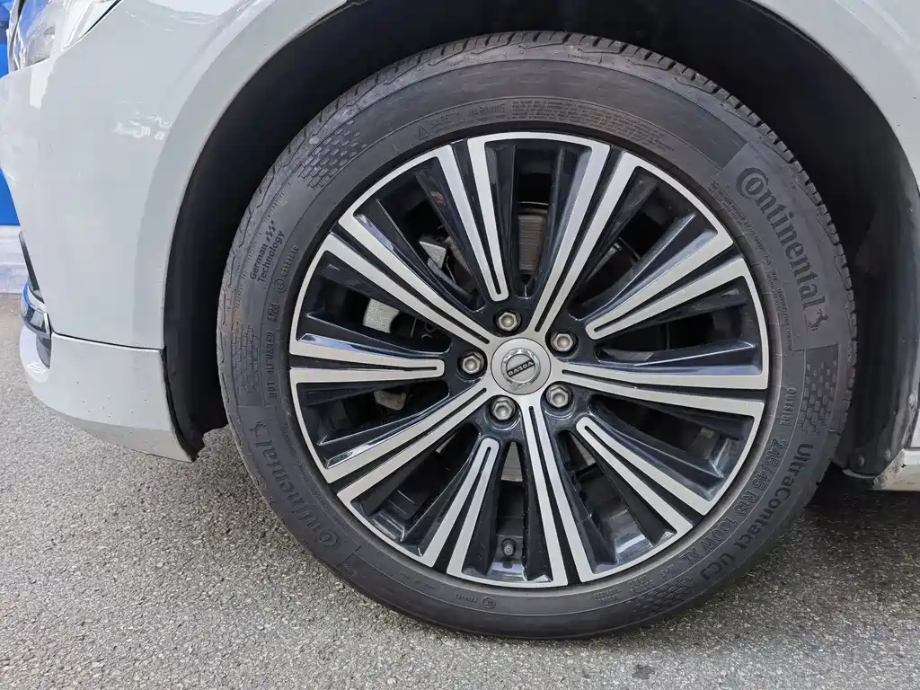 Volvo S90 2021 — фото 10