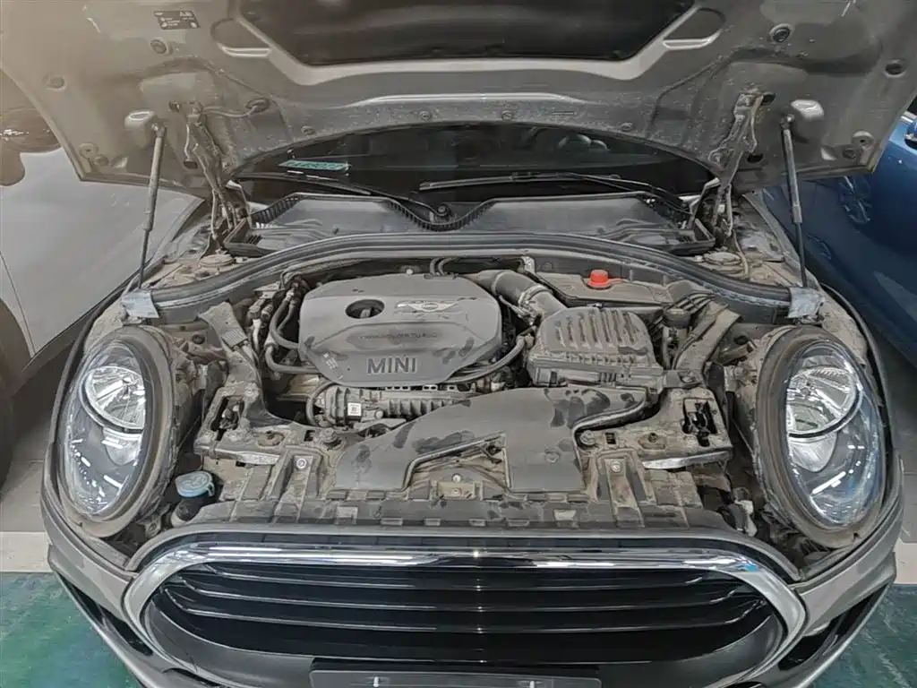 MINI Clubman 2018 — фото 20