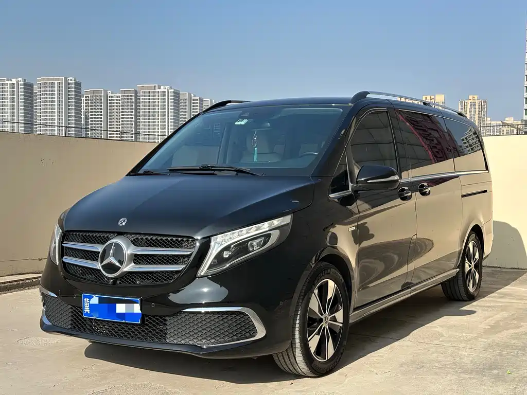 Mercedes-Benz V-Class 2021 — фото 1
