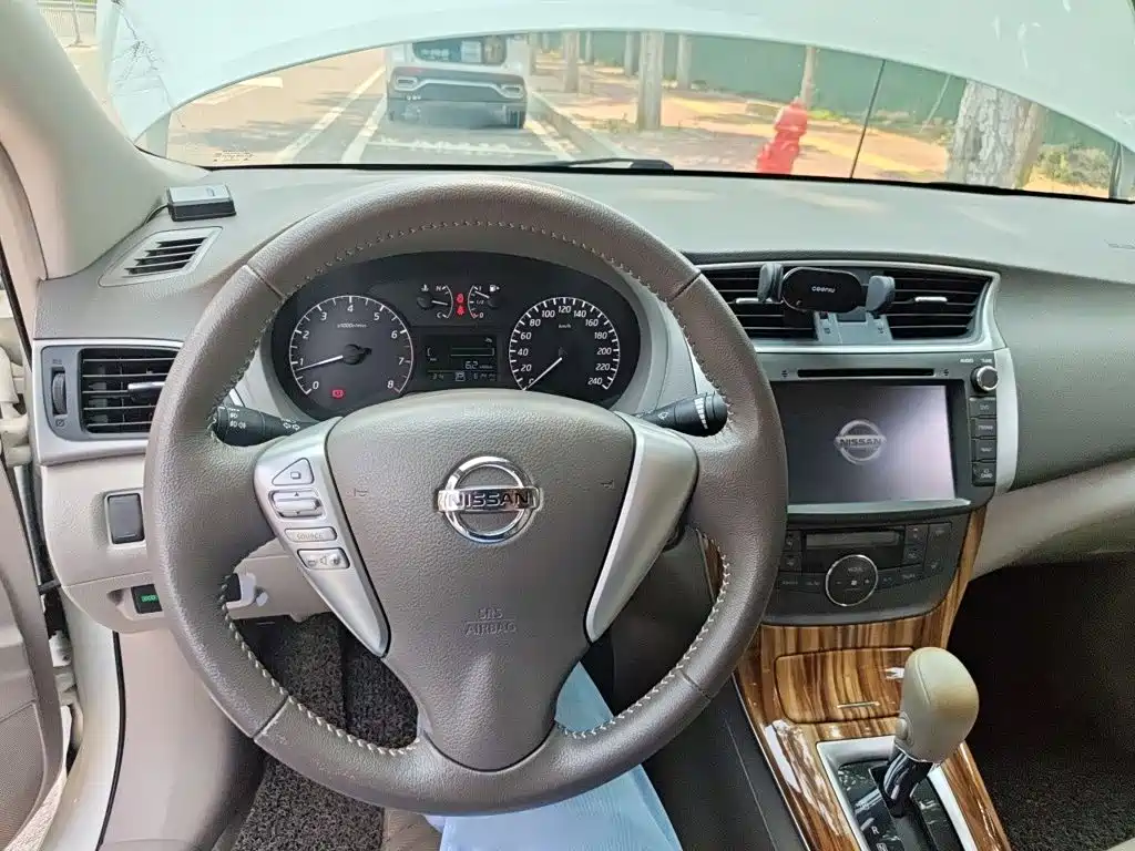 Nissan Sylphy 2015 — фото 3