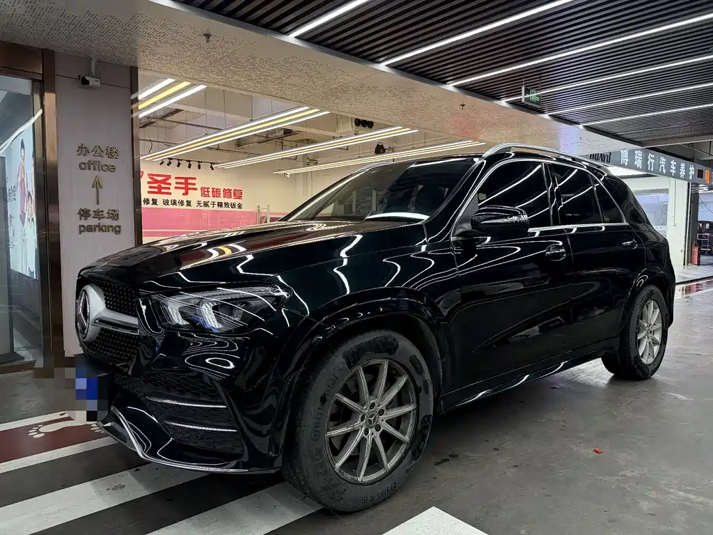 Mercedes-Benz GLE 2021 — фото 1