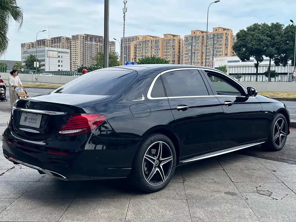 Mercedes-Benz E-Class 2020 — фото 4
