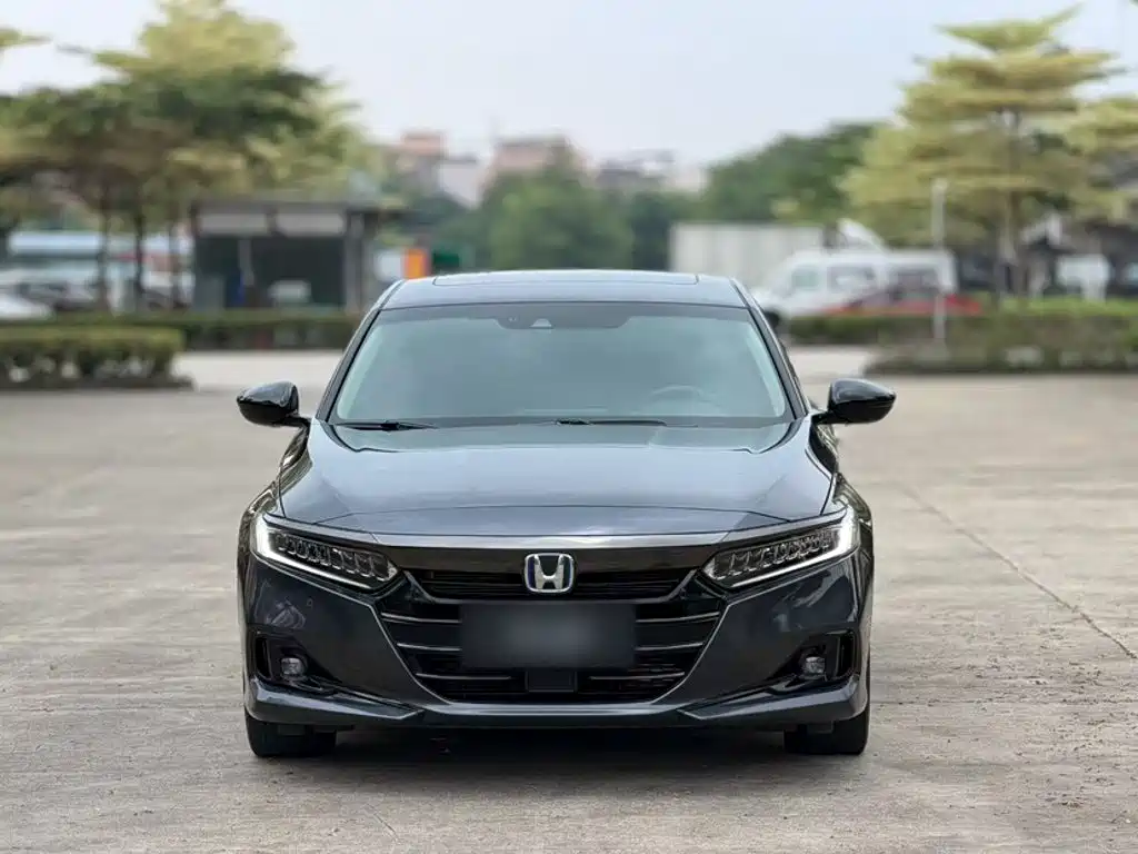 Honda Accord 2022 — фото 8