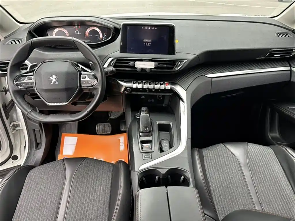 Peugeot 5008 2019 — фото 16