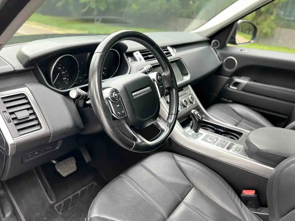 Land Rover Sport 2017 — фото 13