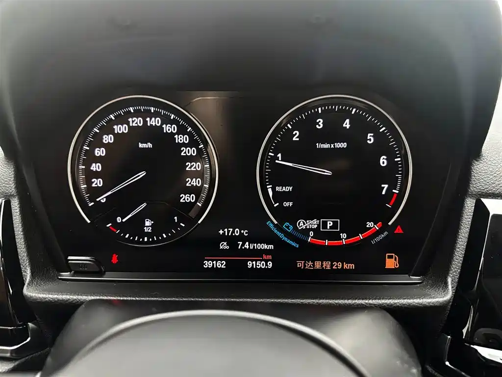 BMW 1 Series 2022 — фото 12