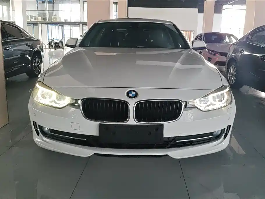BMW 3 Series 2013 — фото 2
