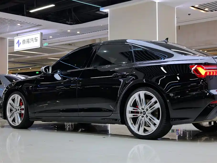 Audi S6 2020 — фото 14