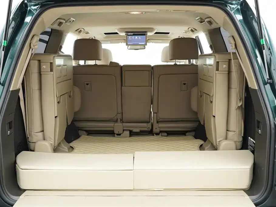Toyota Land Cruiser 2010 — фото 24