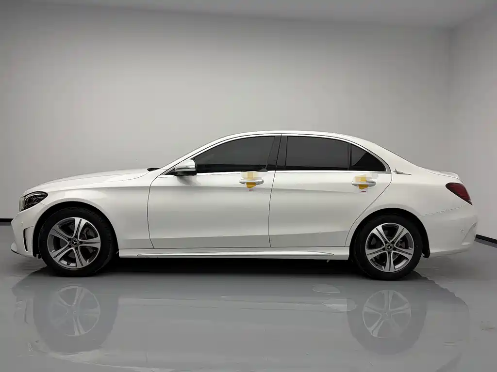 Mercedes-Benz C-Class 2020 — фото 7