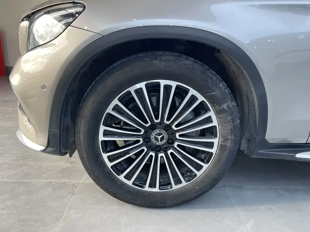 Mercedes-Benz GLC 2019 — фото 15