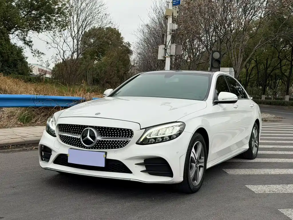 Mercedes-Benz C-Class 2019 — фото 1