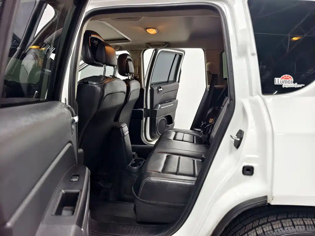 Jeep Compass 2013 — фото 13