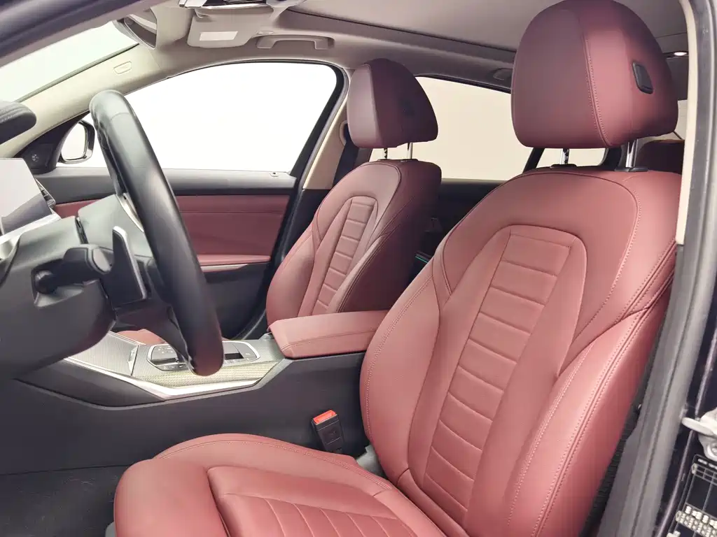 BMW 3 Series 2021 — фото 10