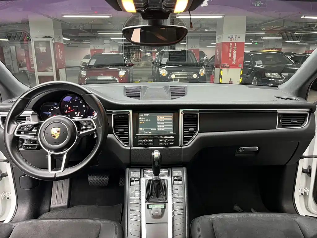 Porsche Macan 2016 — фото 29