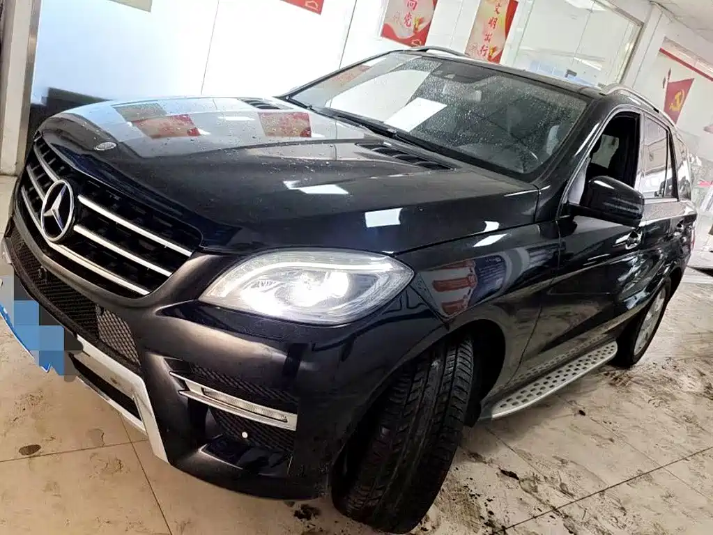 Mercedes-Benz M-Class 2015