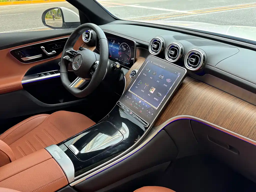 Mercedes-Benz GLC 2023 — фото 17