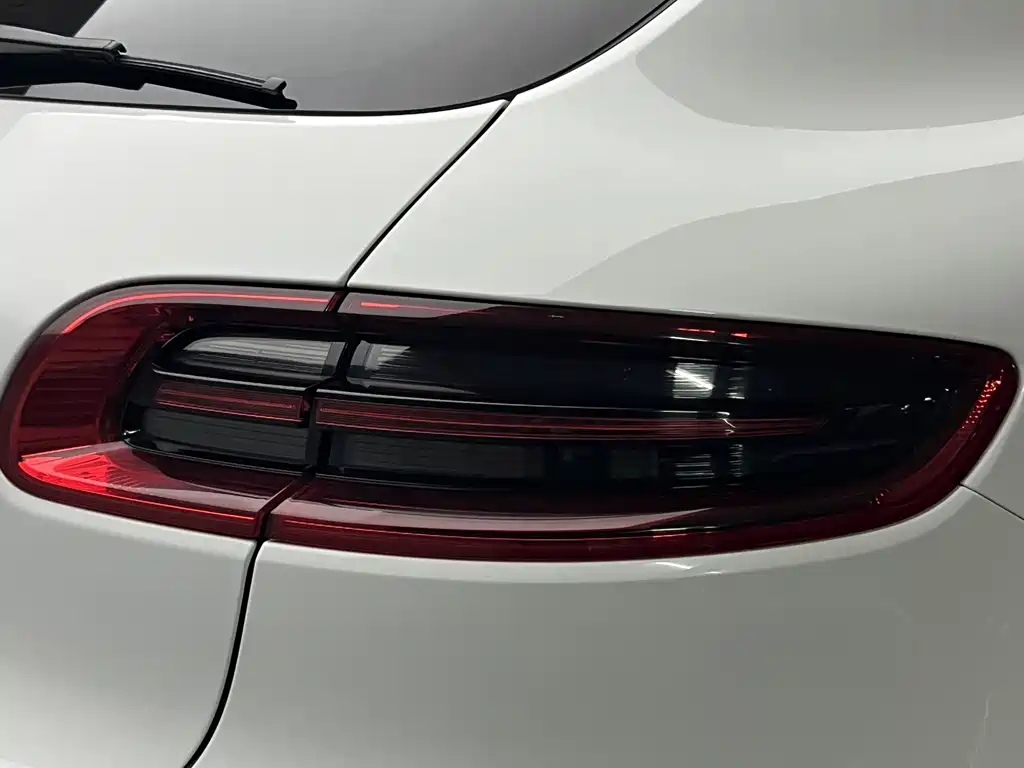 Porsche Macan 2016 — фото 6