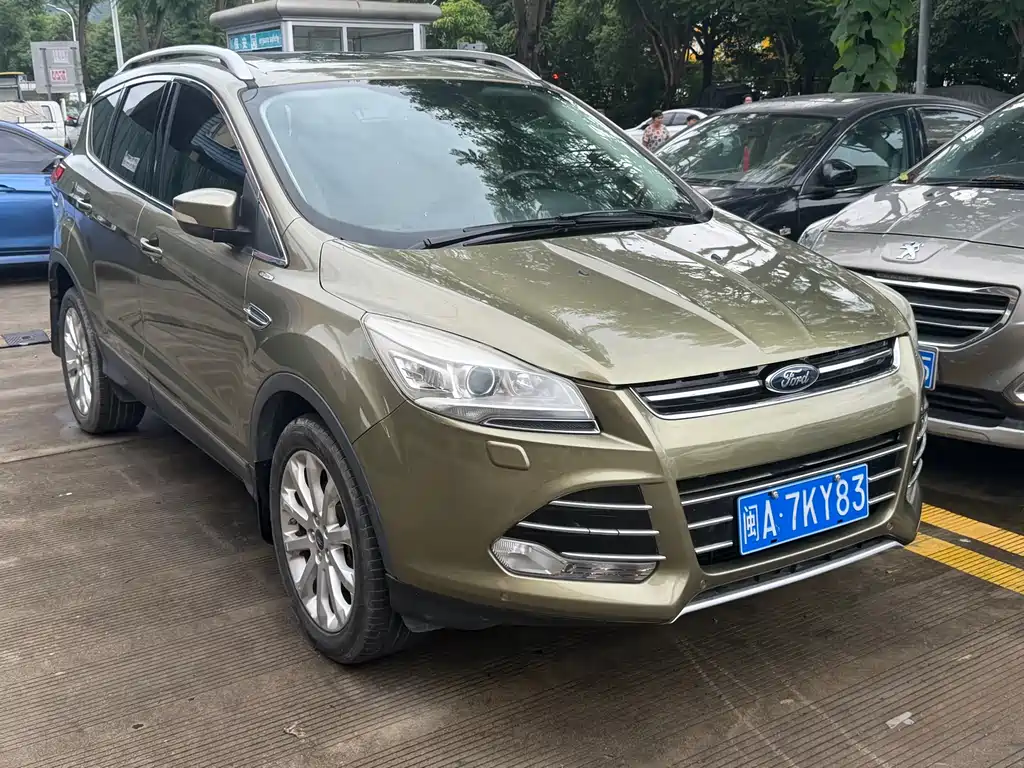 Ford Kuga 2014 — фото 3