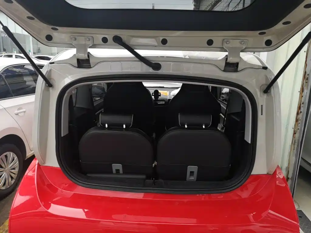 Baojun KiWi EV 2022 — фото 19