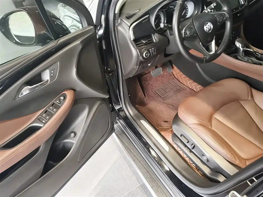 Buick Envision Plus 2020 — фото 12
