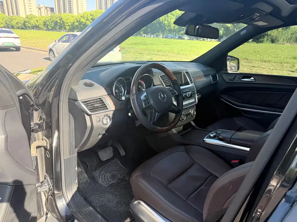 Mercedes-Benz GL-Class 2015 — фото 7