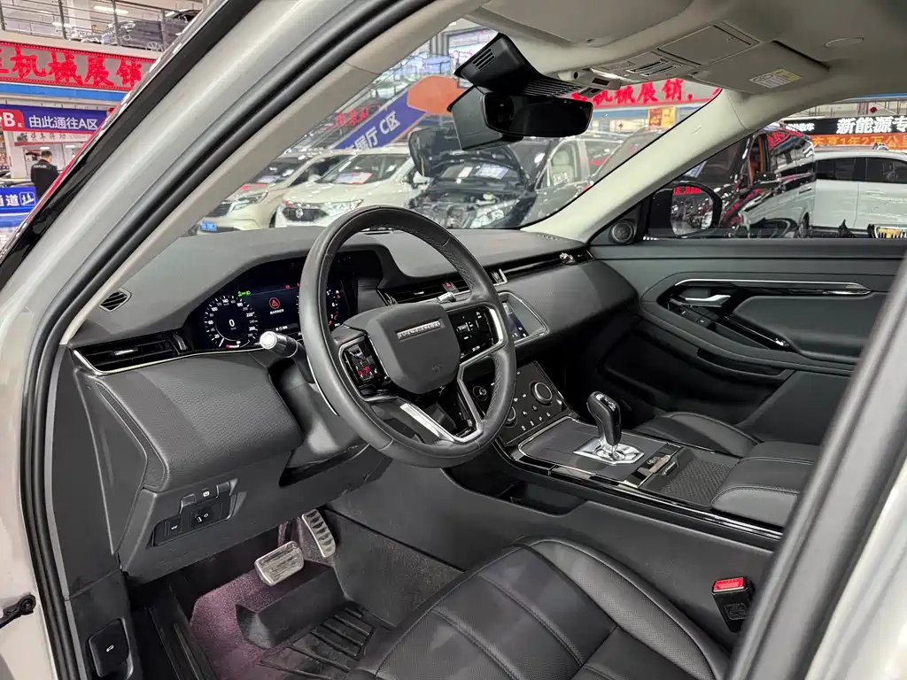Land Rover Evoque 2022 — фото 10