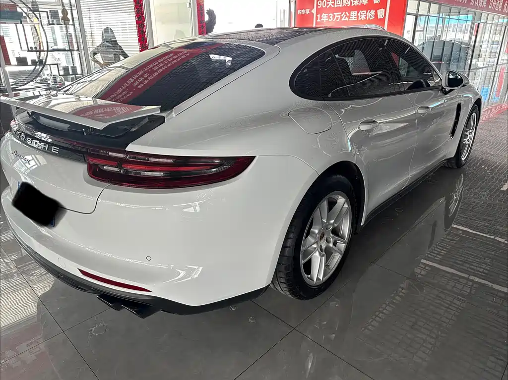Porsche Panamera 2018 — фото 2