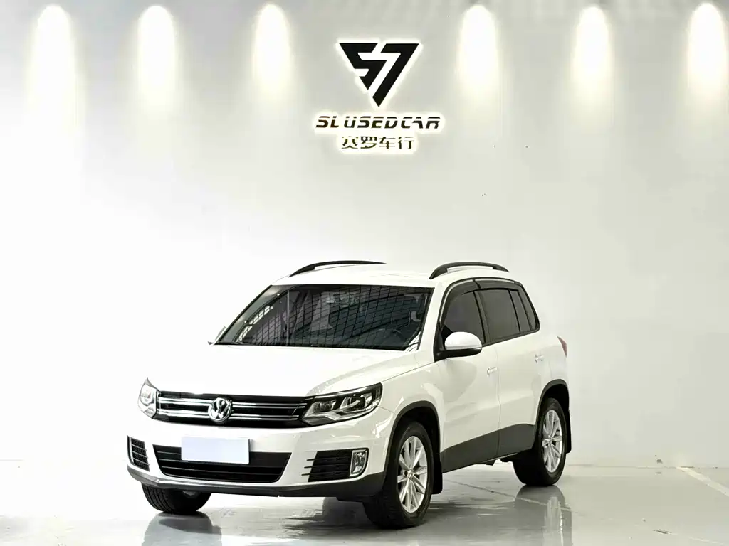 Volkswagen Tiguan 2016 — фото 1