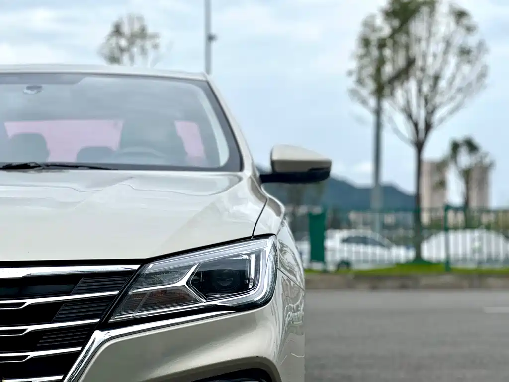Roewe i5 2020 — фото 13