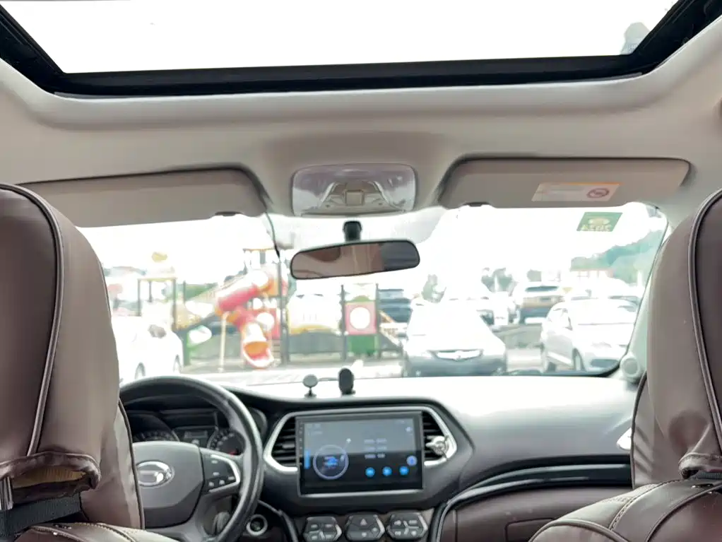 GAC Motor Trumpchi GS4 2016 — фото 15